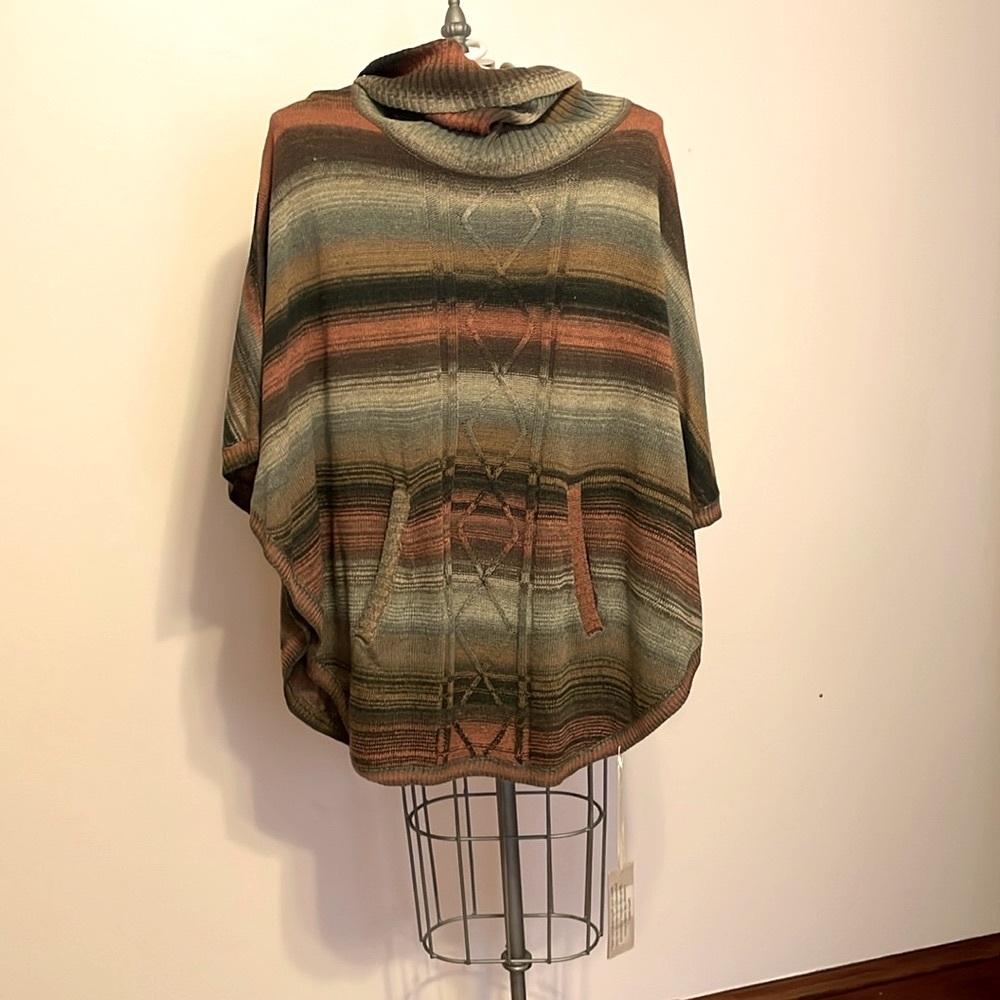 Women’s Sweater Poncho Multi-Colored Medium Fashion Concepts